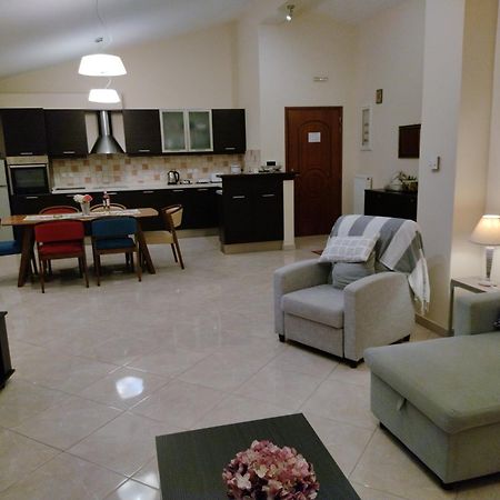 Rhodon House Apartment Skiathos Town Ngoại thất bức ảnh