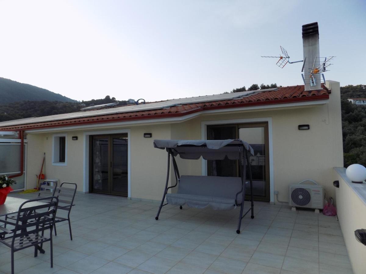 Rhodon House Apartment Skiathos Town Ngoại thất bức ảnh