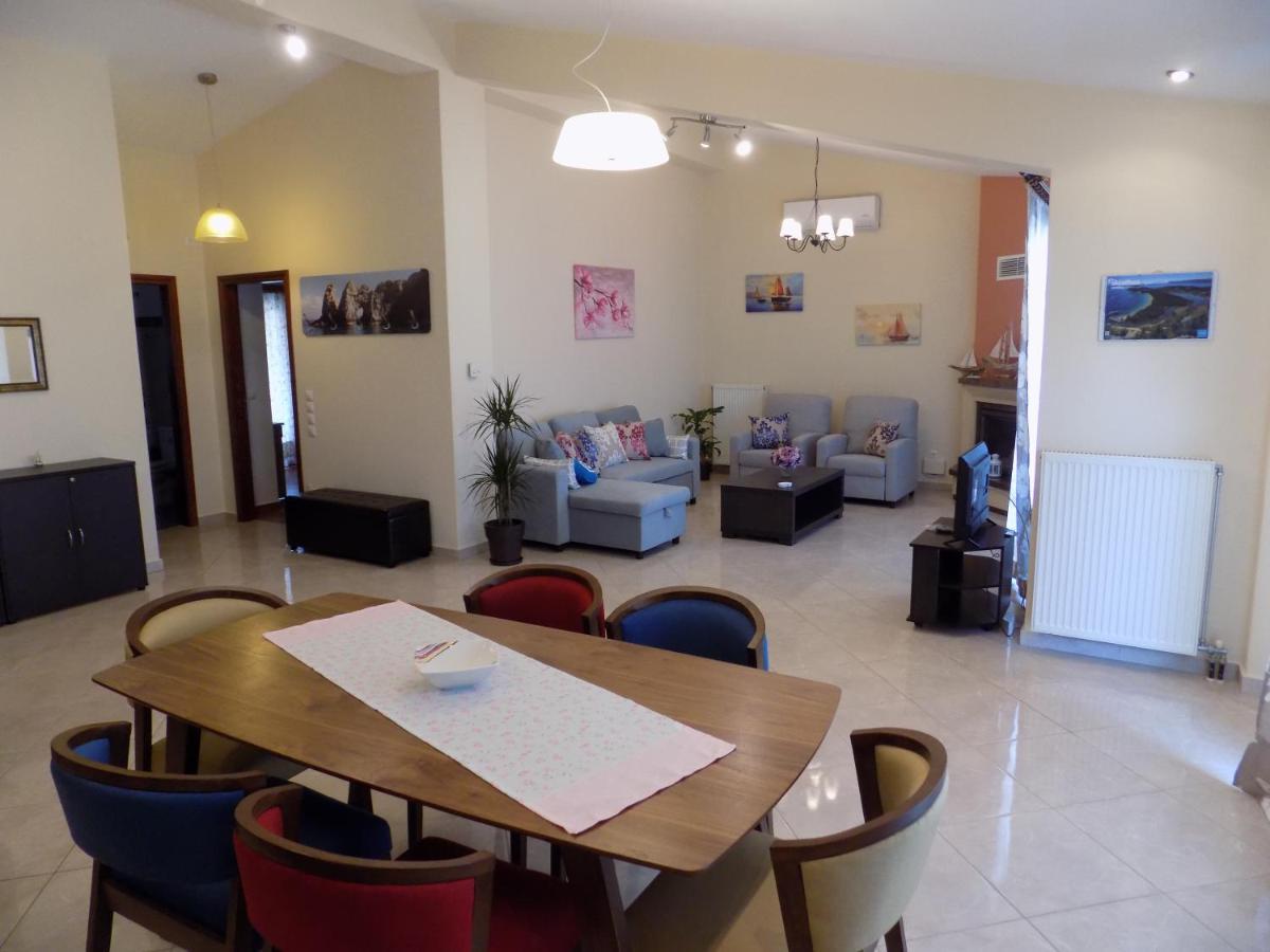 Rhodon House Apartment Skiathos Town Ngoại thất bức ảnh