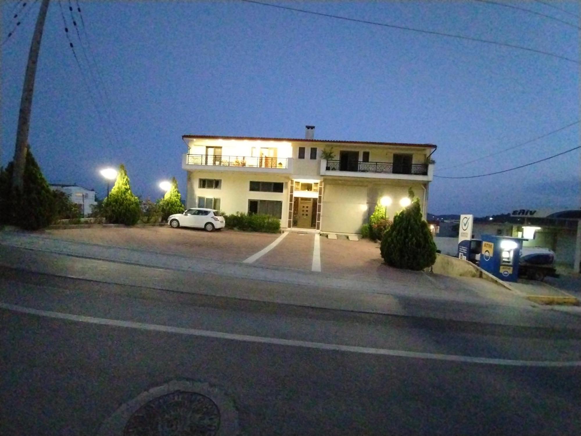 Rhodon House Apartment Skiathos Town Ngoại thất bức ảnh